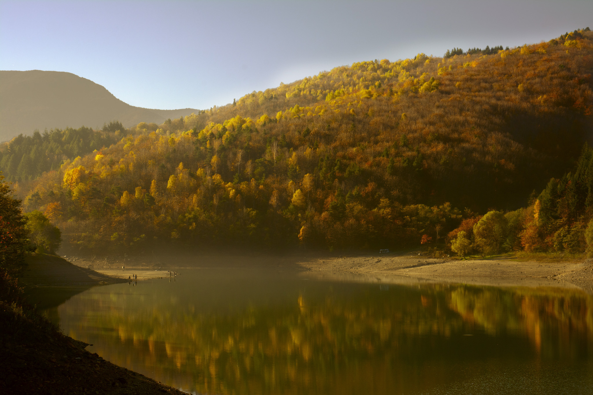 Autunno Lago Di Osiglia.jpg